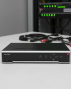NVR Hikvision DS-7616NI-M4/16P | 16 Canales | 16 Puertos PoE Integrados | 4K H.265+ | Analítica Básica